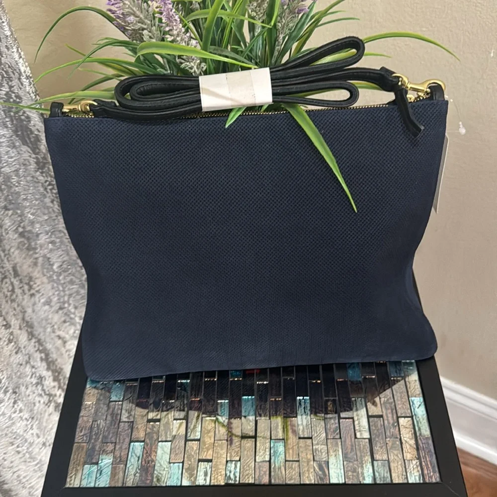 Clare V . sac Bretella Pertorated Suede Crossbody bag - Picture 15 of 16
